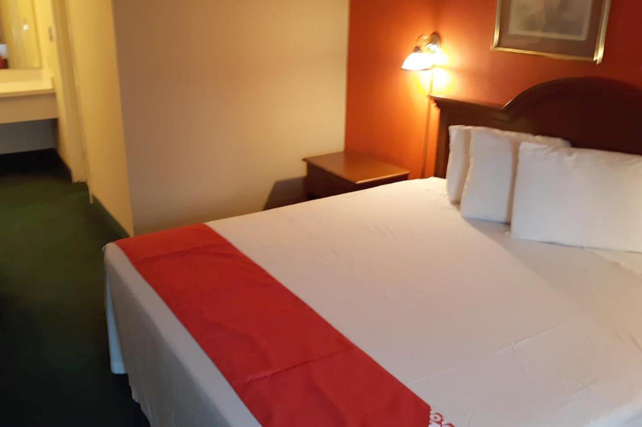 Super Value Inn Valdosta Eksteriør bilde
