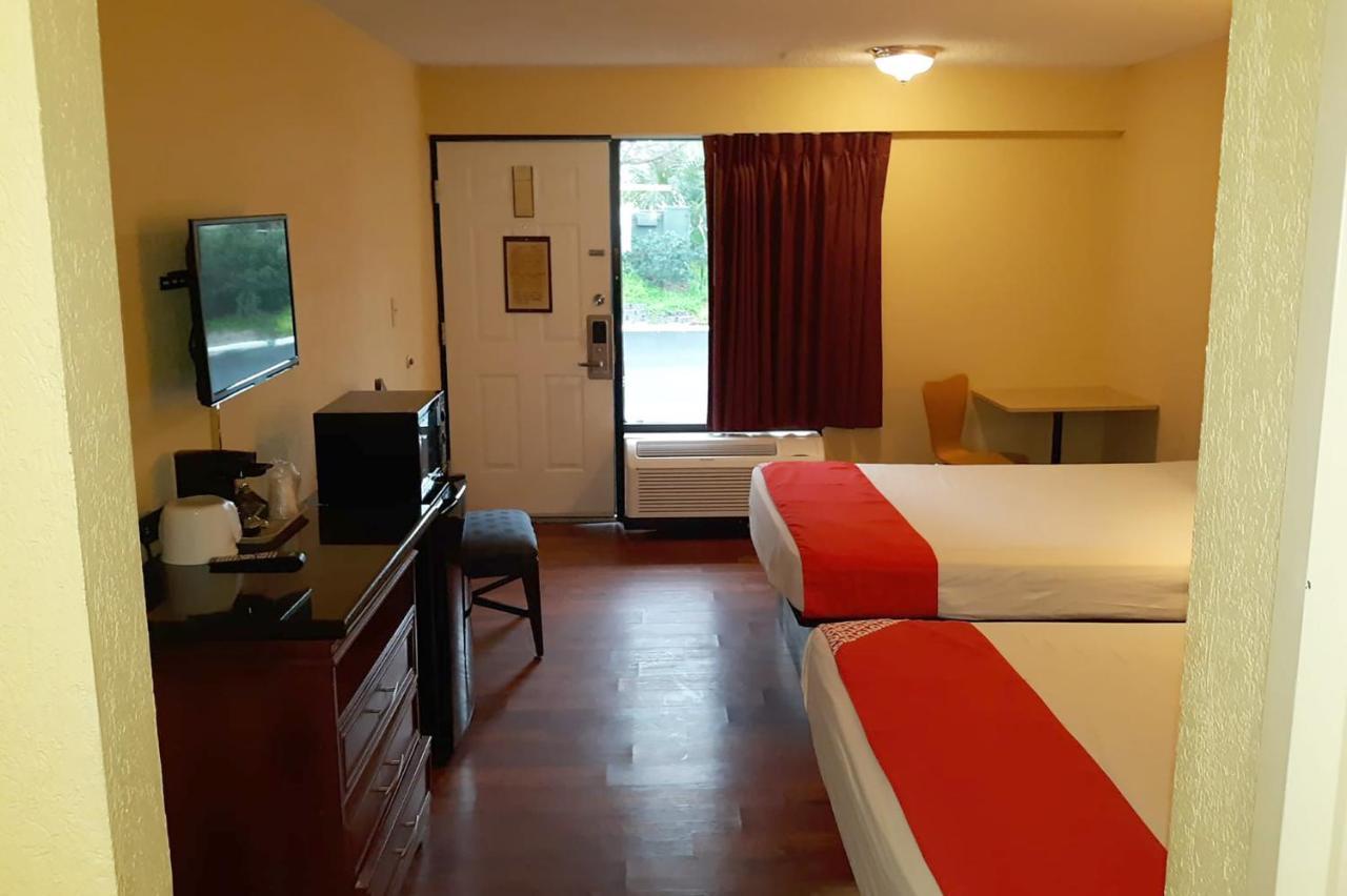 Super Value Inn Valdosta Eksteriør bilde